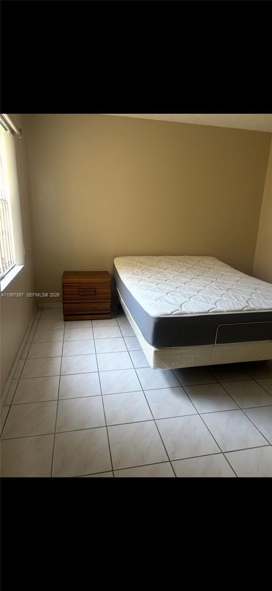 Building Photo - 9340 W Flagler St