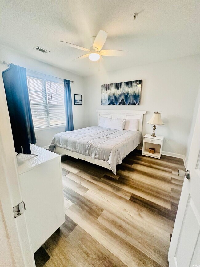 Building Photo - 505 Wickham Dr