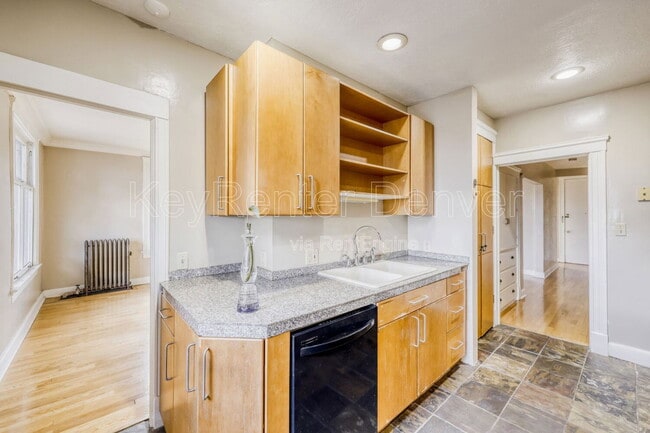 Building Photo - 1408 N Elizabeth St