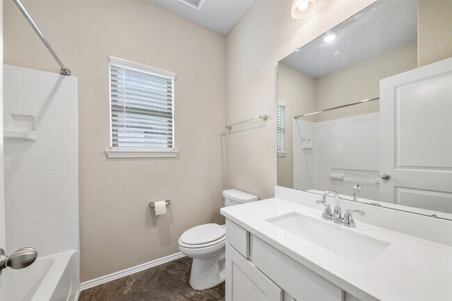 Building Photo - 4610 Orchard Creek Ln