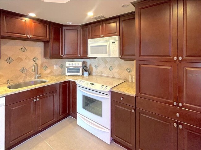 Building Photo - 17400 Gulf Blvd