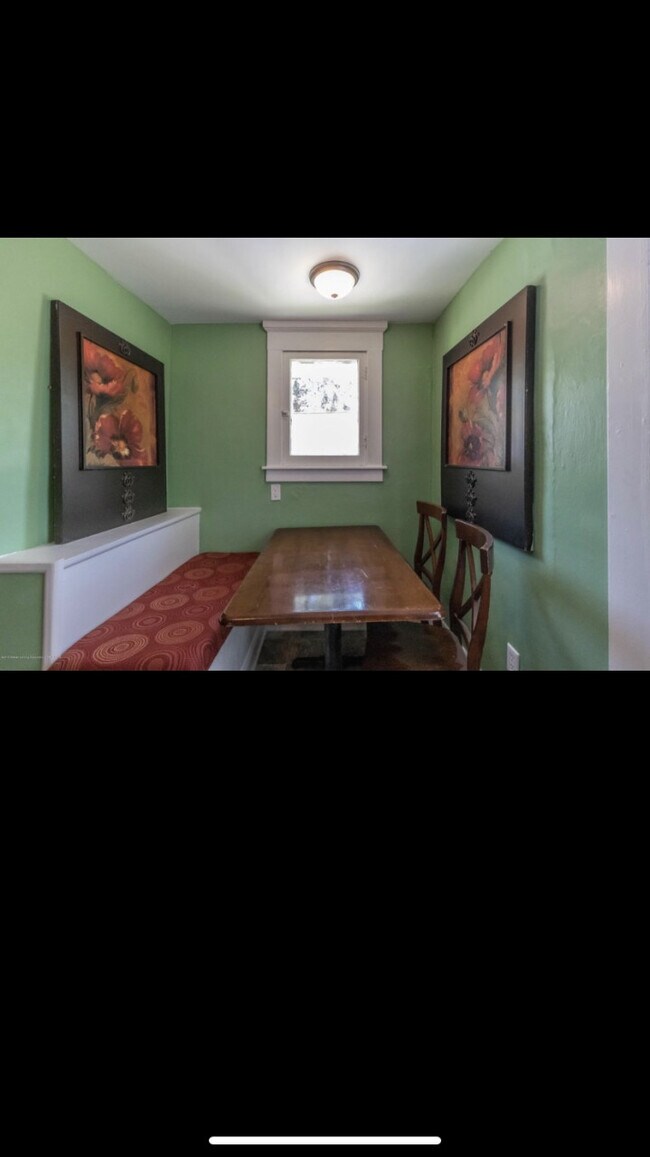 Building Photo - N Magnolia Property