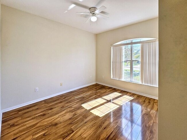 Building Photo - 10864 Cory Lake Dr