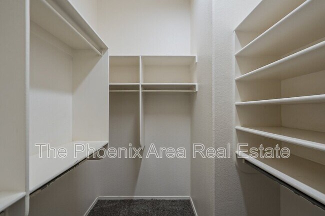 Building Photo - 7237 E Gallego Ln