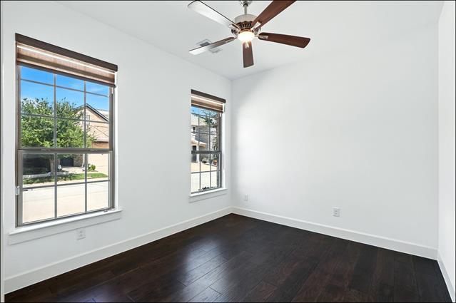 Building Photo - 2284 Bower Ln