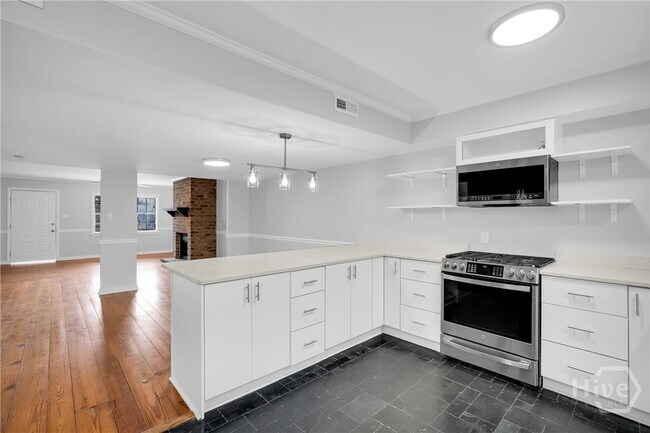 Building Photo - 2612 Whatley Ave