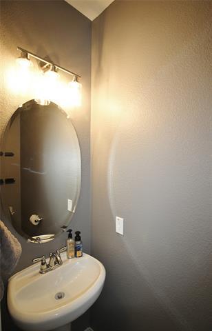 Building Photo - 9205 Marble Falls Dr