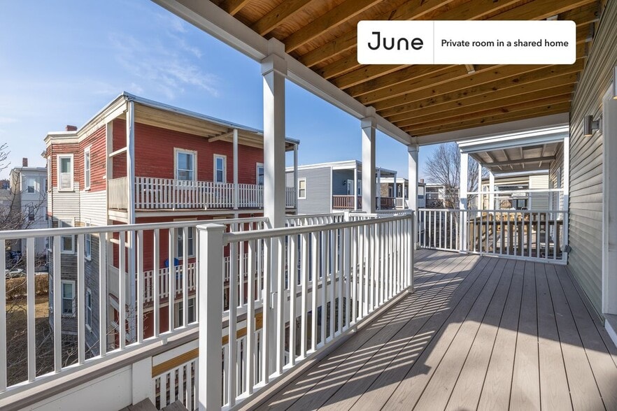 Building Photo - Room in Shared 5 bed/2 bath home