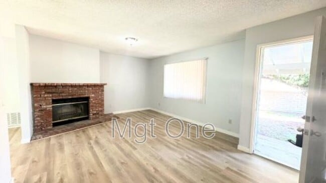 Building Photo - 4295 Gird Ave