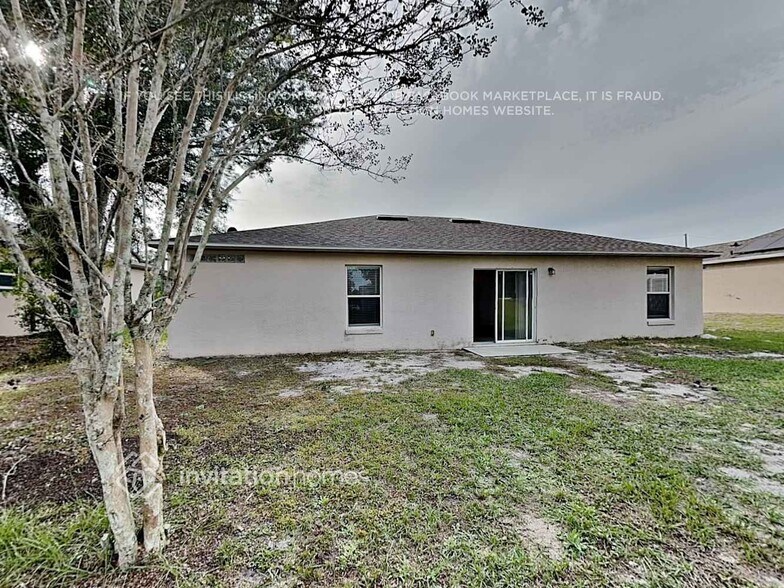 Building Photo - 1791 Oakgrove Ave