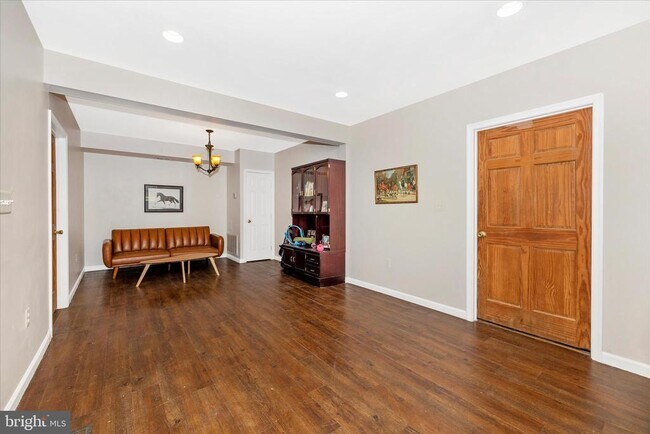 Building Photo - 10224 Bessie Clemson Rd