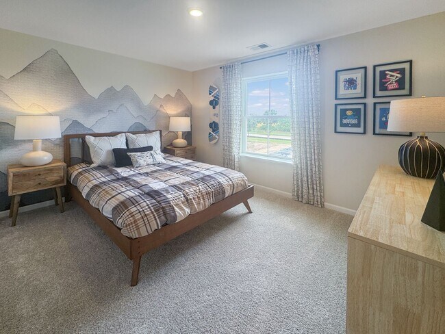 Building Photo - Brand new construction, end unit townhome!
