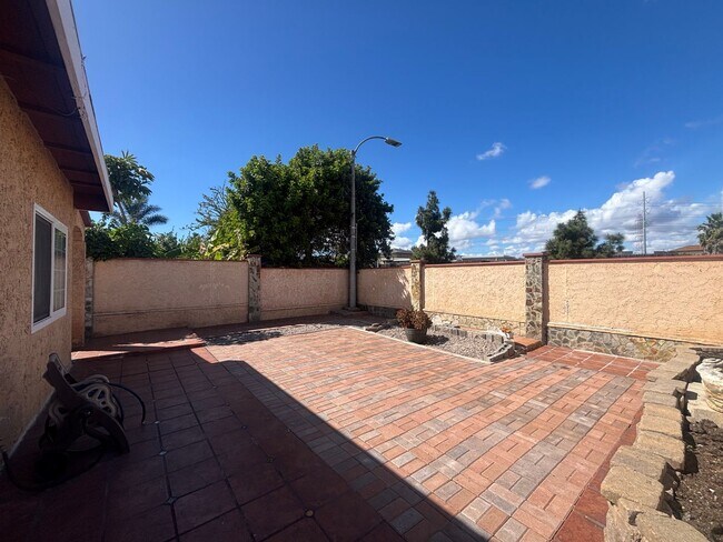 Building Photo - Charming 2-Bedroom Home with 2-Car Garage in Chula Vista