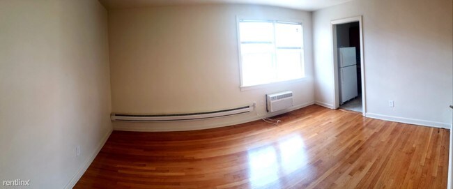 Building Photo - 2 br, 1 bath  - 2605 5th Ave