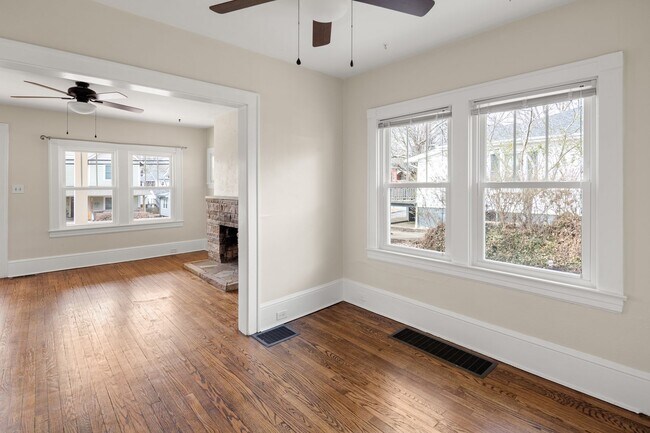 Building Photo - Updated West Asheville Bungalow