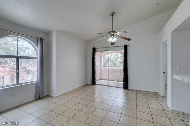Building Photo - 7570 W Flamingo Rd