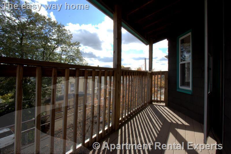 Building Photo - 53 Hinckley St