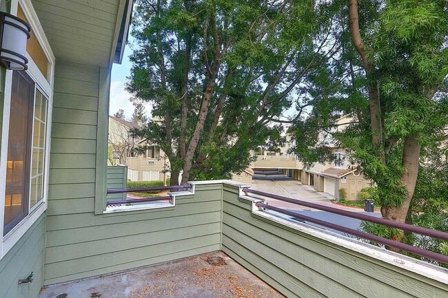 Building Photo - 510 Porpoise Bay Terrace