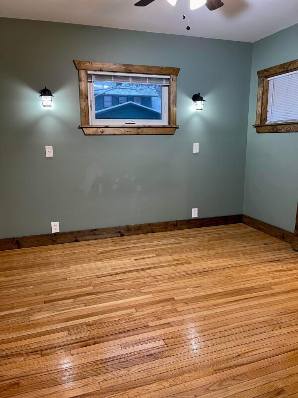 Building Photo - 195 E 2nd St