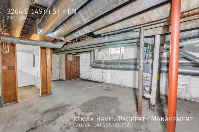 Building Photo - 3264 E 149th St