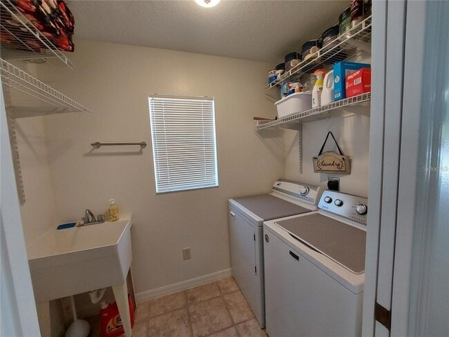 Building Photo - 8830 SE 167th Mayfield Pl