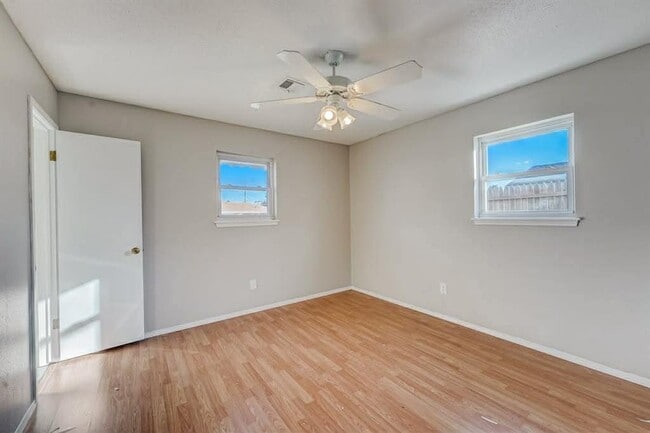 Building Photo - 2600 SW 78th St