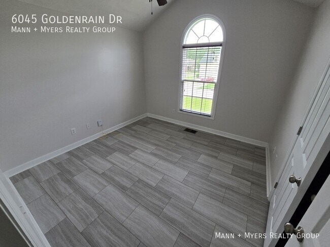 Building Photo - 6045 Goldenrain Dr