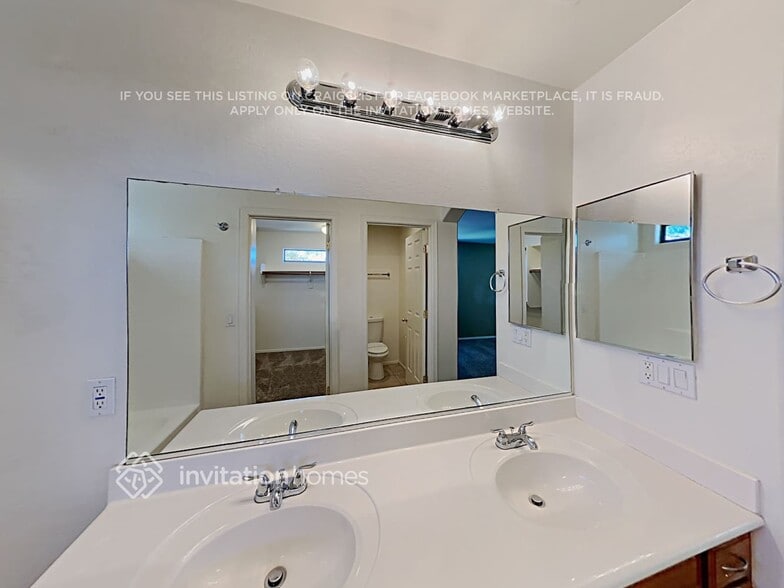 Building Photo - 2510 E Browning Pl