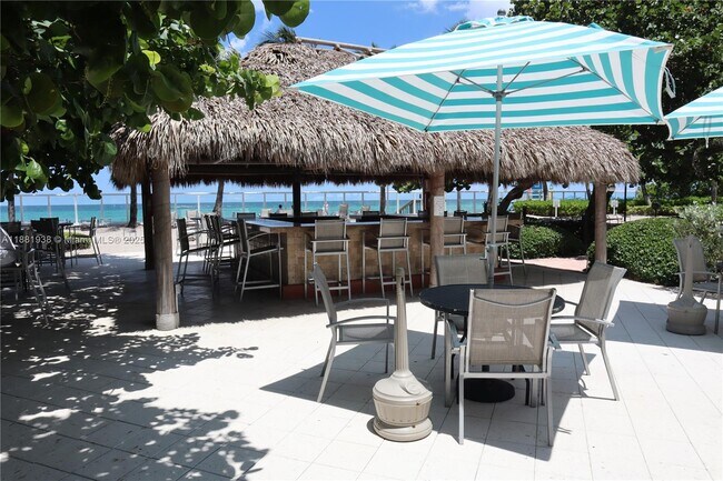 Building Photo - 3001 S Ocean Dr