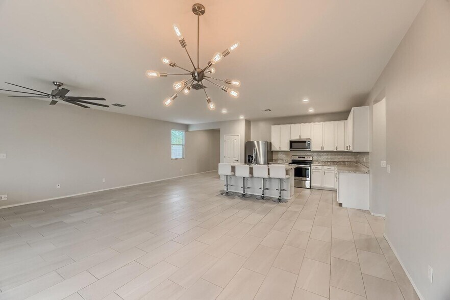 Building Photo - 1754 Grenadine Rd