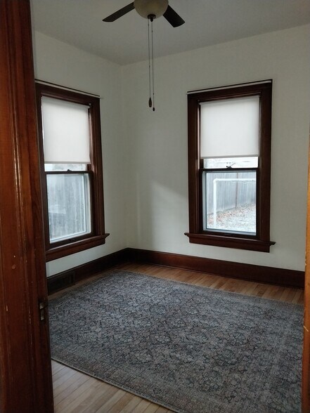 bedroom 2 - 48 Baldwin St