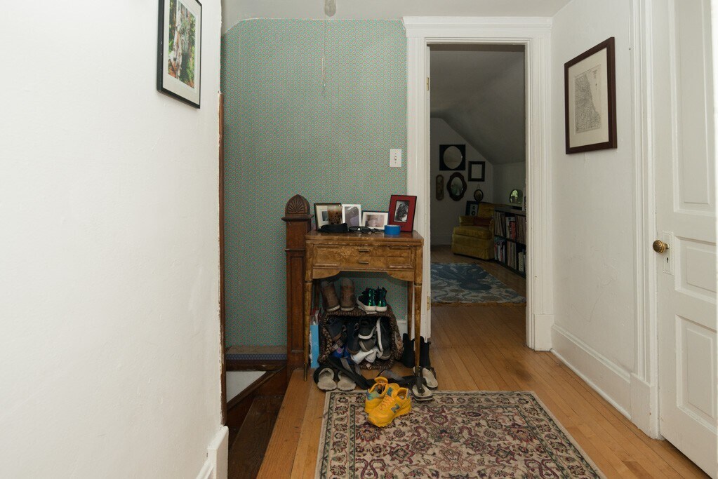 Building Photo - 2015 W Iowa St