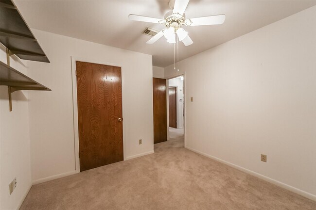 Building Photo - 11531 Kirkmeadow Dr