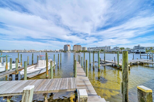 Building Photo - Charming 3-Story Townhome with Harbor View...