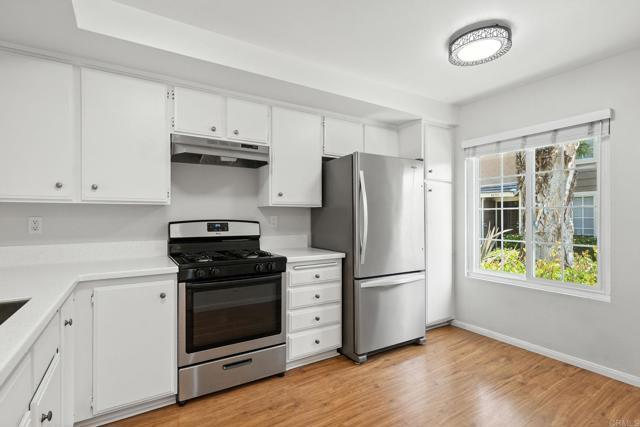 Building Photo - 3707 Caminito Carmel Landing