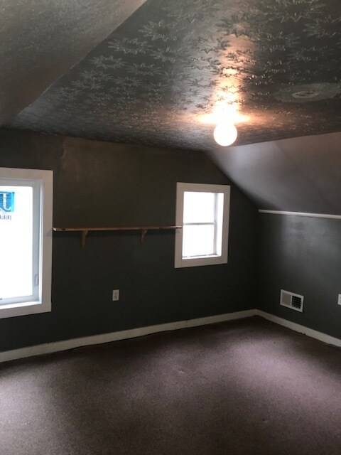 Building Photo - 3 Bedroom, 1 Bath Home in Edwardsville