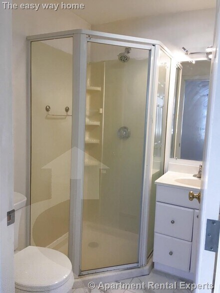 Building Photo - 159 Auburn St