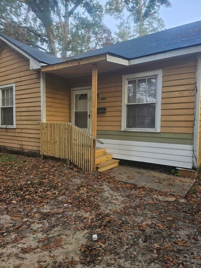 Building Photo - Welcome Home!