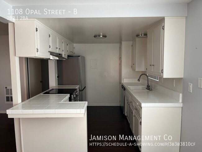 Building Photo - 1108 Opal St