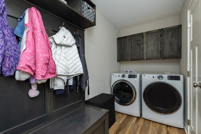 Building Photo - 1225 Cedar St