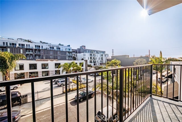 Building Photo - 13461 Beach Ave