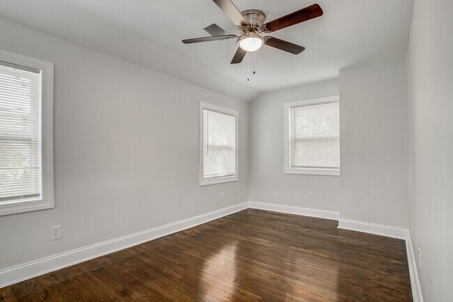 Building Photo - 5229 Brookwood Ave