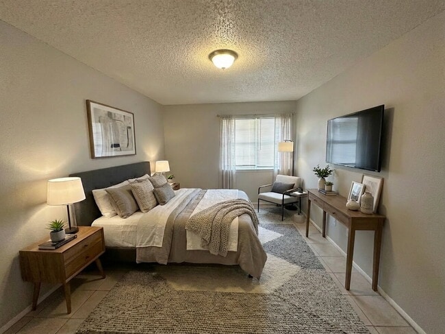 Building Photo - 7504 Oak Chase