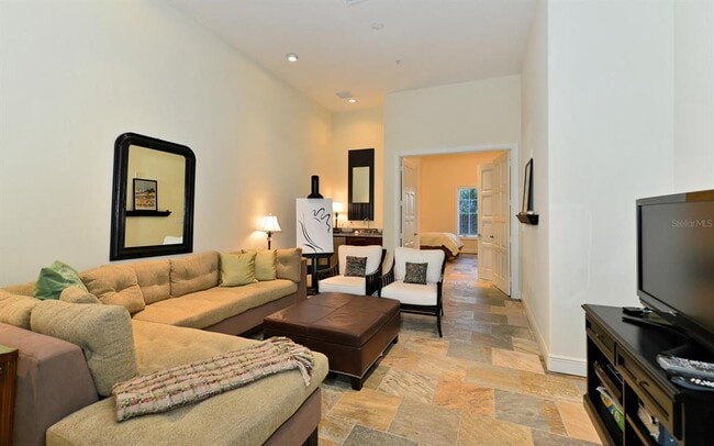 Building Photo - 1080 Seagrove Ln