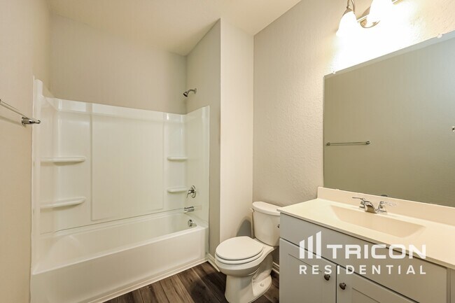 Building Photo - 7426 Boa Holw