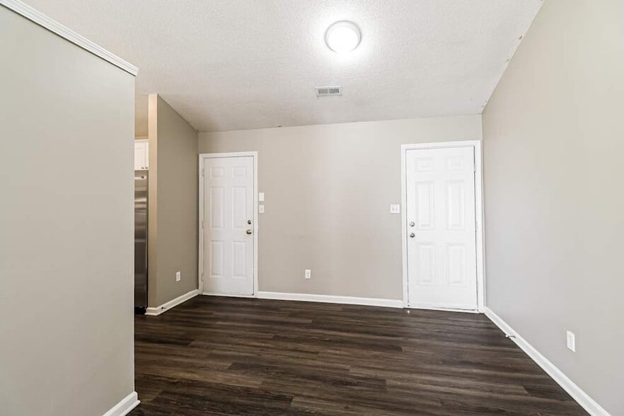 Building Photo - 8731 Purple Thistle Ln
