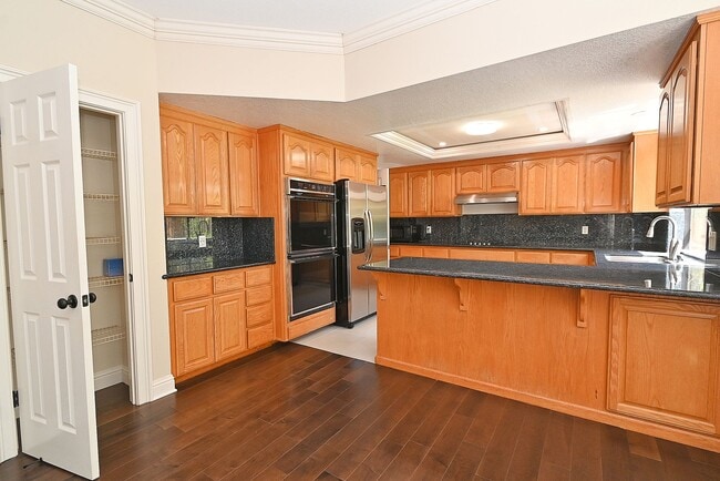 Building Photo - $5,900 - GORGEOUS 4 BEDROOM HOME IN MISSION SAN JOSE NEIGHBORHOOD