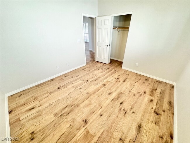 Building Photo - 4421 N Prospect Hill Ct