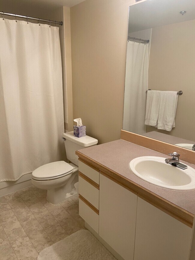 Bathroom - 2600 2nd Ave