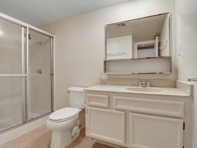 Building Photo - 291 E Mel Ave